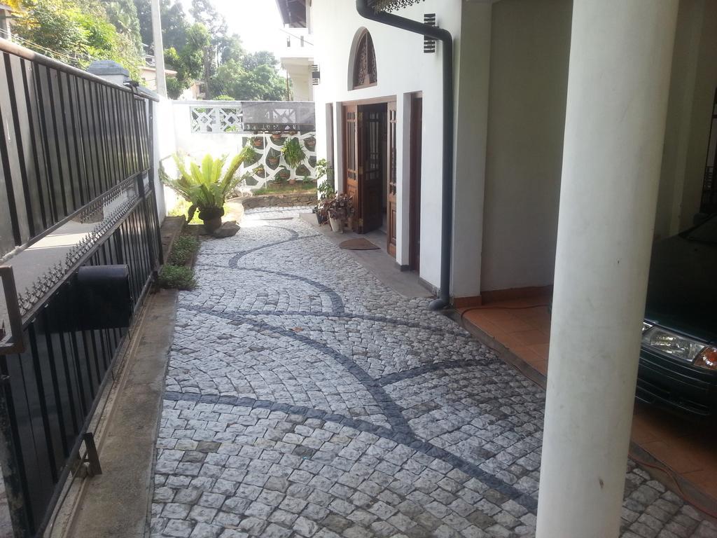 Aaranya Residence Kandy Exterior foto